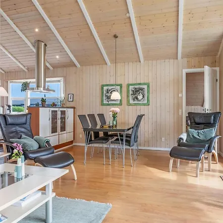 Winald - 150m From The Sea By Interhome * Sjolund