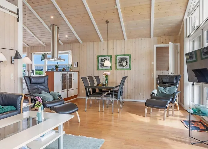 Winald - 150m From The Sea By Interhome * Sjolund